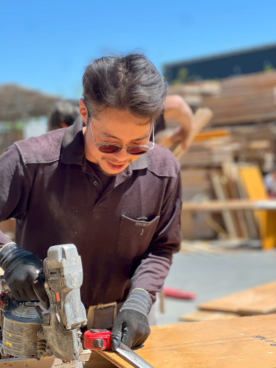 画像：信建設を支える人々①