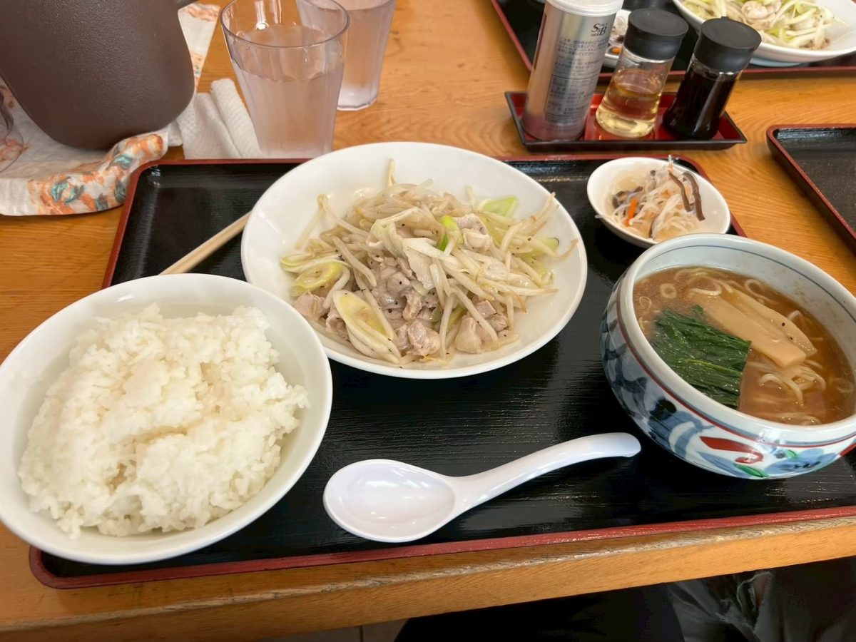 画像:職人さんのある日のお昼ごはん